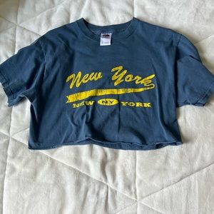 Cropped tee